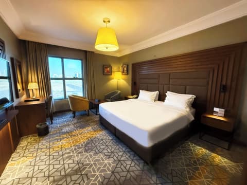 Crown Town Hotel, Room