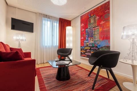 Hotel Hor Les Lumières, Reception