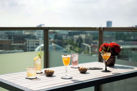 NH Collection Eindhoven, Food and drink