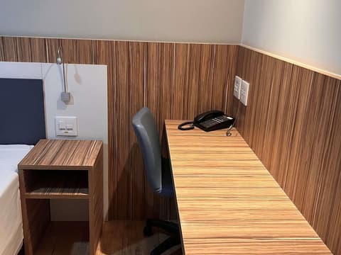 ibis Styles Confins Aeroporto, Room