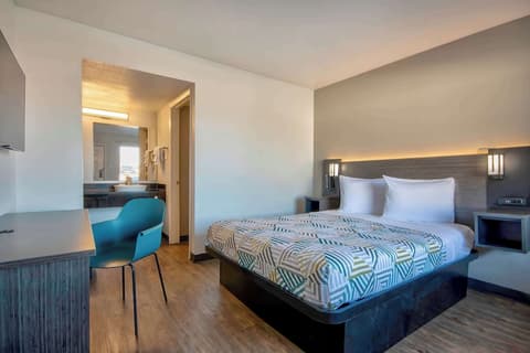 Motel 6 Albuquerque, NM - Carlisle, Room