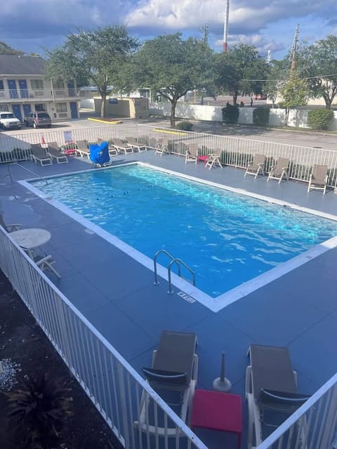 Motel 6 Orlando, FL - Winter Park, Pool