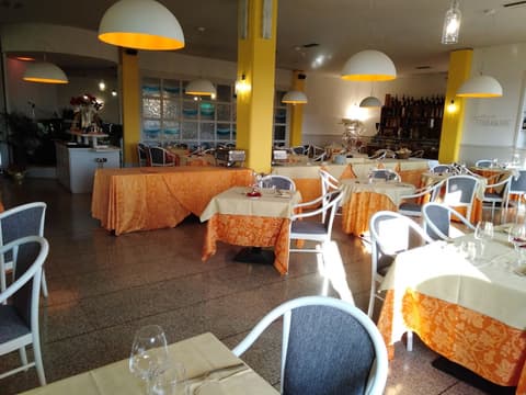 RHI Porta Bologna, Restaurant