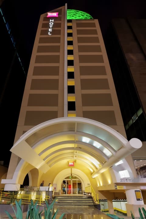 ibis Sao Paulo Paulista, Front of property