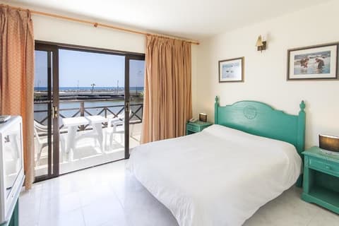 Sands Beach Resort, Room