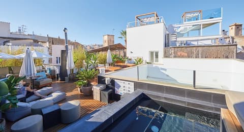 Puro Oasis Urban Hotel, Rooftop pool