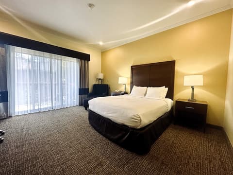 Comfort Inn Monterey Peninsula Airport, Room