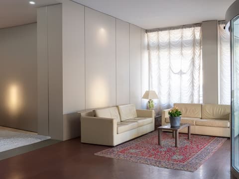 B&B Hotel Celle Ligure, Lobby sitting area