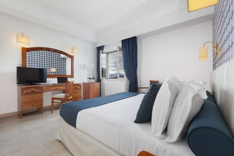 Atlantic Palace Hotel, Room