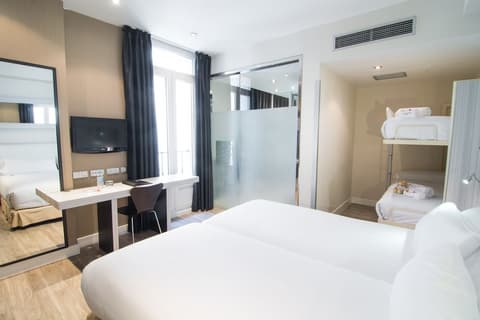 Petit Palace Arenal, Room