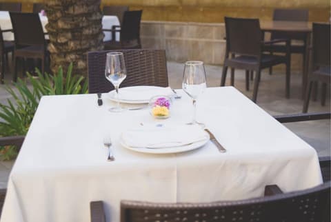 Checkin Camino de Granada, Restaurant