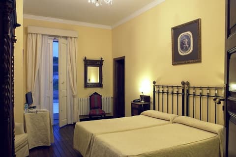 Pazo Almuzara, Room