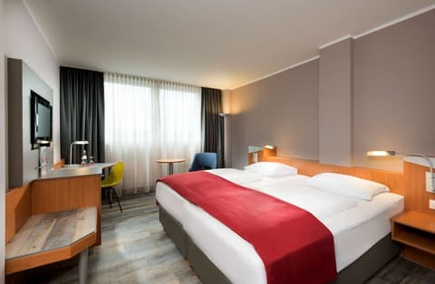 Ramada by Wyndham Hannover, Room