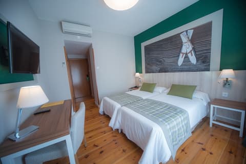 Gran Hotel De Jaca, Room