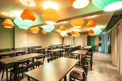 a&o Berlin Mitte, Breakfast area