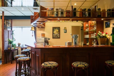 Hotel Zwanenburg, Bar (on property)