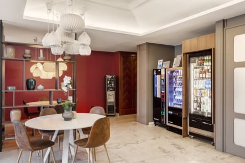 B&B Hotel Modena, Lobby sitting area