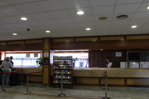 Hotel Esplendid, Reception