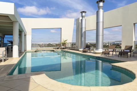 Sheraton Asuncion Hotel, Pool