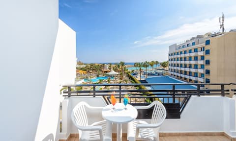 Pavlo Napa Beach Hotel, Room