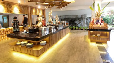 Kata Palm Resort, Breakfast area