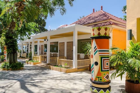 Chaba Cabana Beach Resort, Terrace/patio