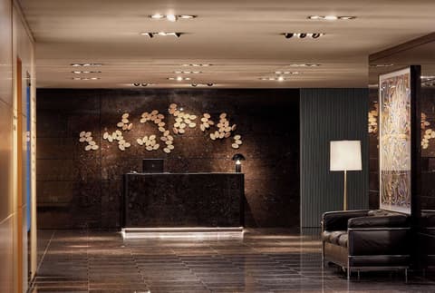 Park Hyatt Zurich, Lobby