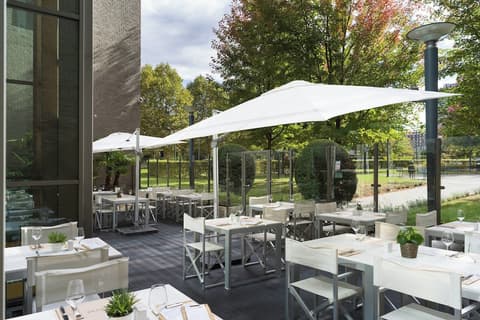 Courtyard by Marriott Brussels, Bar (on property)