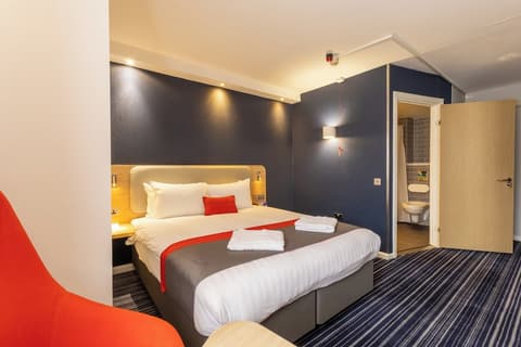 Holiday Inn Express London - Croydon by IHG, Room