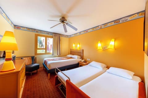 Disney Hotel Santa Fe, Room