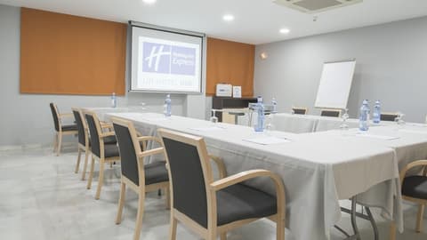 Holiday Inn Express Valencia - Bonaire by IHG, Meeting facility