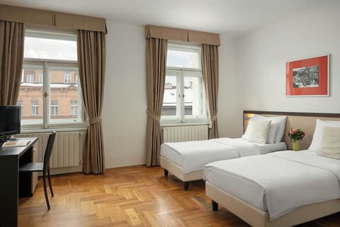 Hotel Praga 1, Room