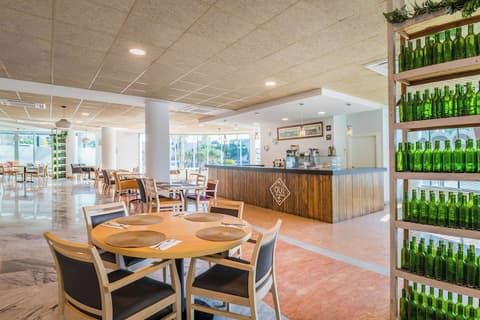 Allegro Murcia Azarbe, Bar (on property)