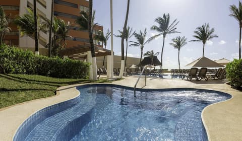 GR Solaris Cancun & Spa - All Inclusive, Pool