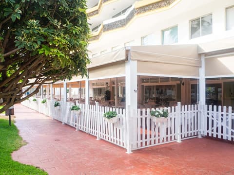 BLUESEA Puerto Resort, Outdoor dining