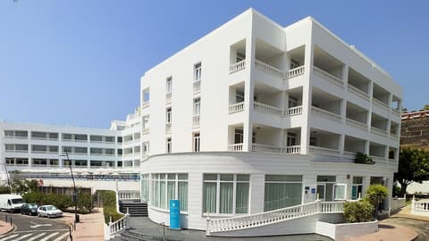 BLUESEA Lagos de Cesar, Property entrance