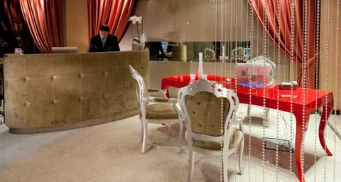 c-hotels Fiume, Interior entrance