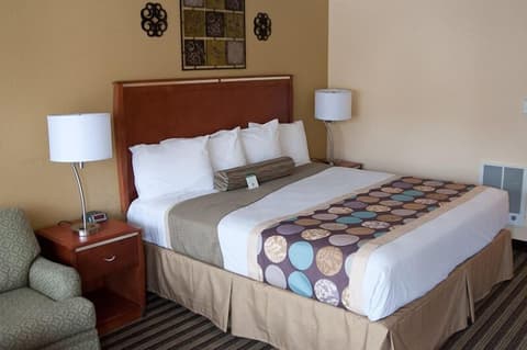 Deer Haven Inn, Room