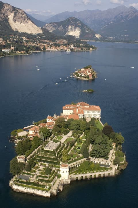 Hotel Boston, Exterior detail
