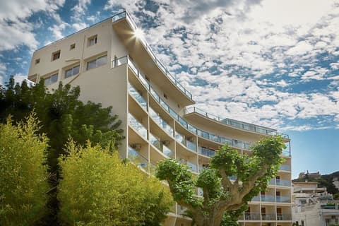 Dynamic Hotels Caldetes Barcelona, Front of property