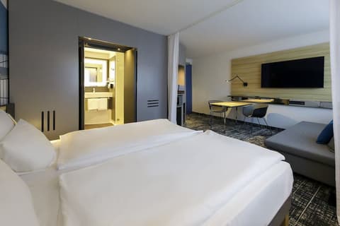 Novotel Suites Berlin City Potsdamer Platz, Room