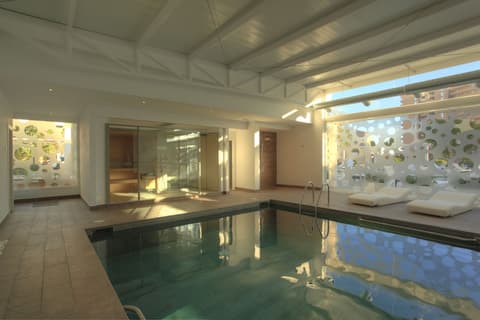 BG Hotel Caballero, Indoor pool