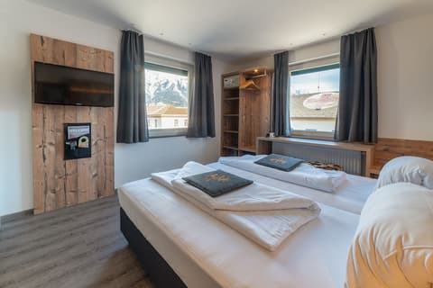 Binders Budget City Mountain Hotel, Room