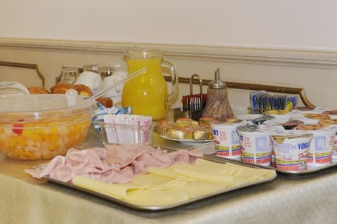 Il Mercante Di Venezia Hotel, Food and drink