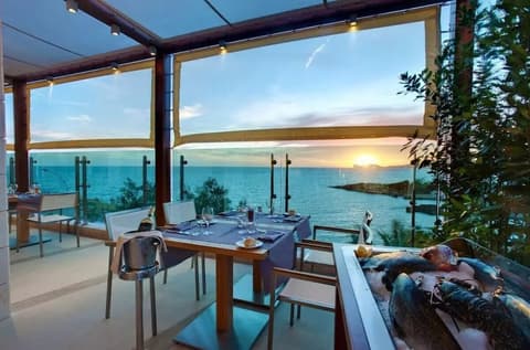 Smy Carlos V Alghero, Restaurant