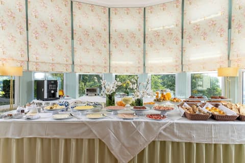 Pousada de Viana do Castelo - Historic Hotel, Breakfast buffet