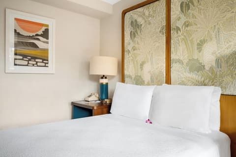 White Sands Hotel, Room