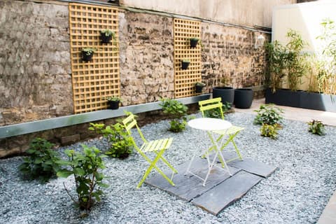 Hotel Excelsior Batignolles, Garden