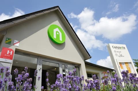 Campanile Caen Mondeville, Property entrance