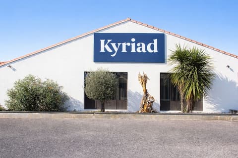 Kyriad Bordeaux - Mérignac Aéroport, Front of property